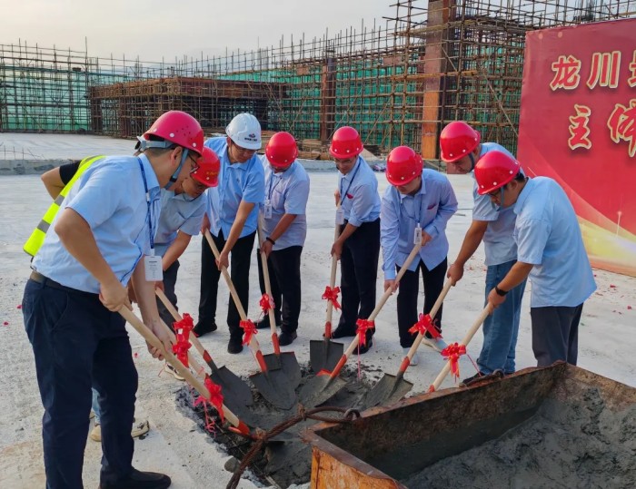 龍川景旺三期項(xiàng)目主體結(jié)構(gòu)順利封頂 確保2026年5月前全面建成投產(chǎn)