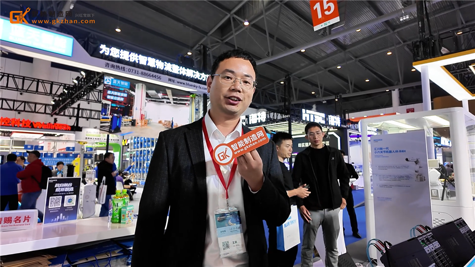 匯川技術(shù)集數(shù)字化設(shè)計(jì)生產(chǎn)制造的沙盤模型亮相成都工博會